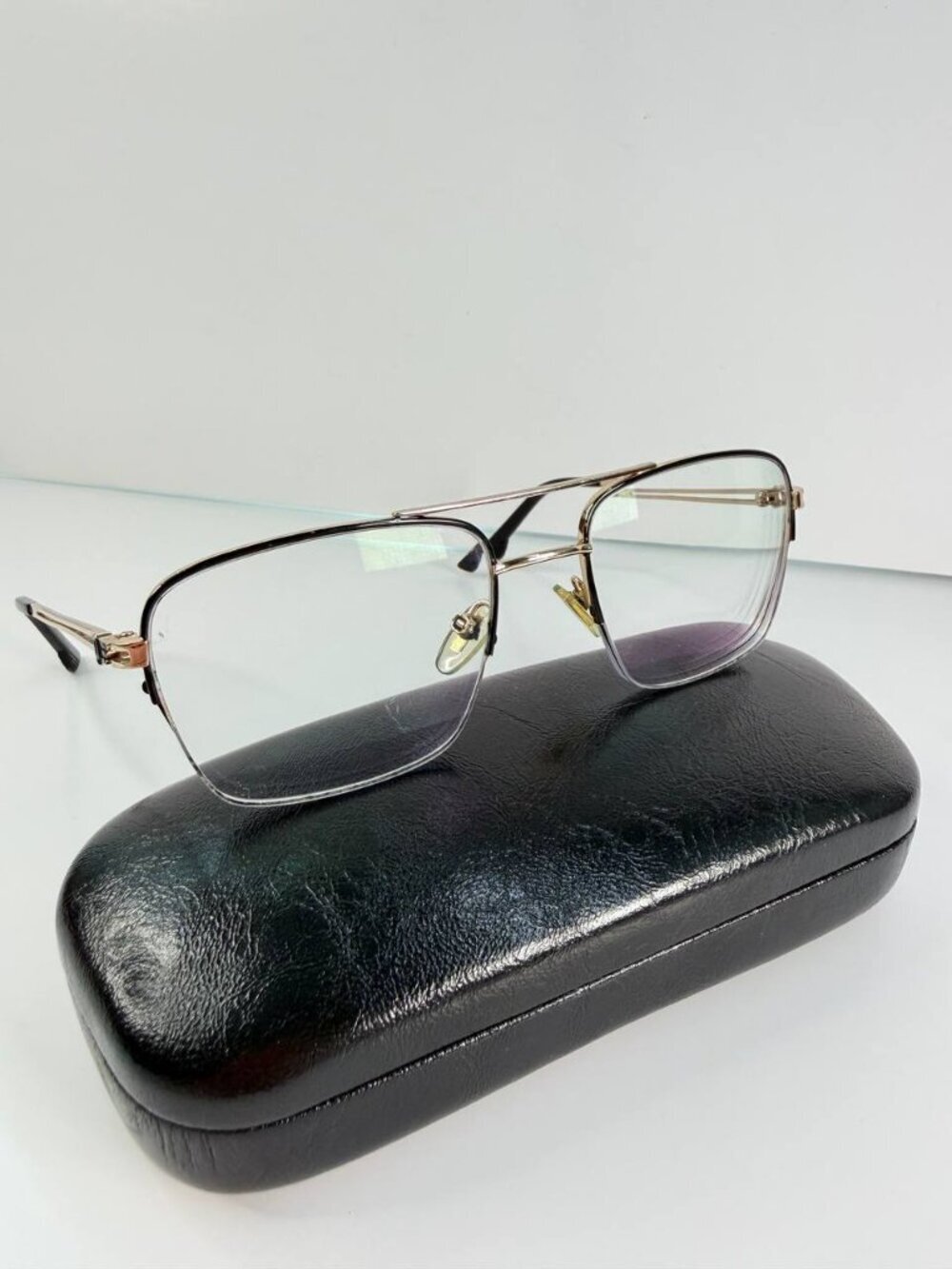 Police Coupé Light 1 VPL879 Designer Eyeglasses Frame – Gold Metal